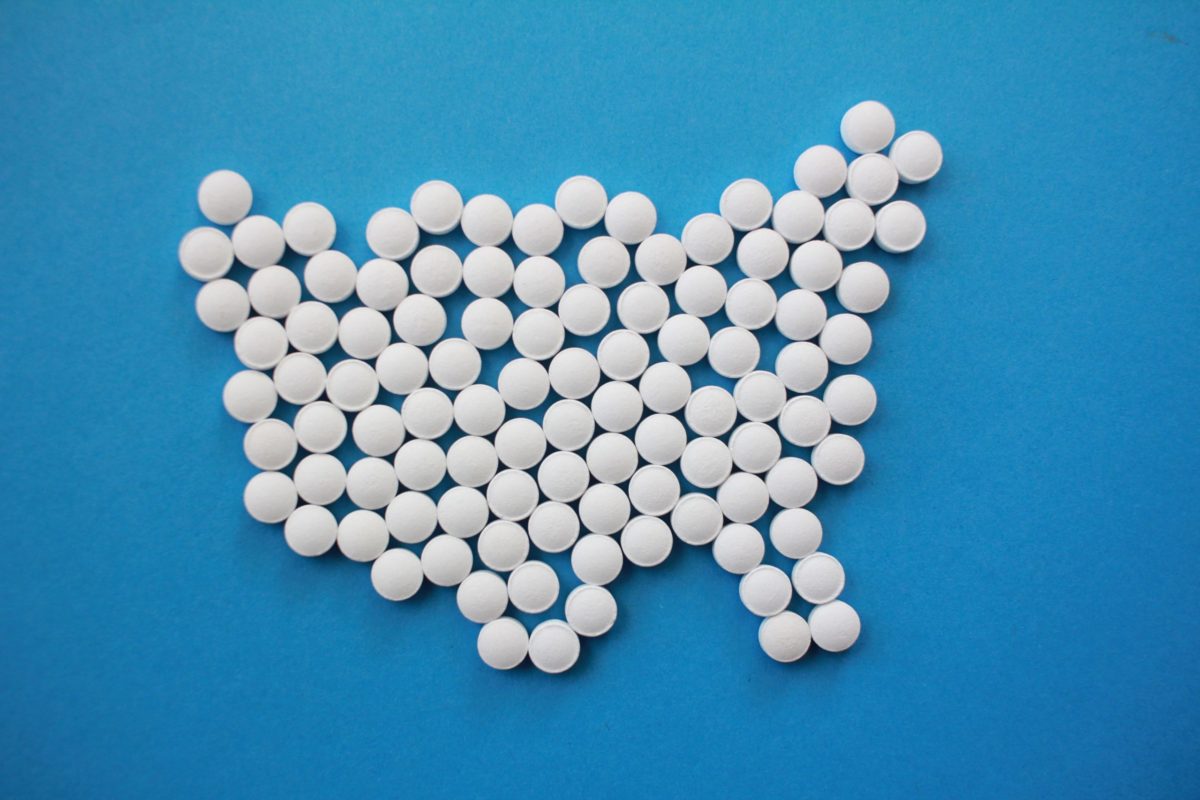 Map of United States made up of pills.